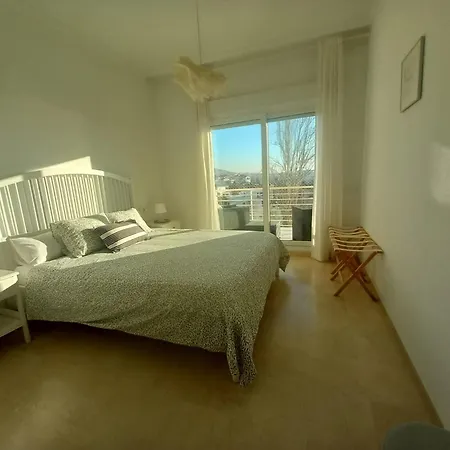 Amplio, Luminoso Y Moderno Con Amplia Terraza Y Hermosas Vistas En Exclusiva Urbanizacion Appartamento *